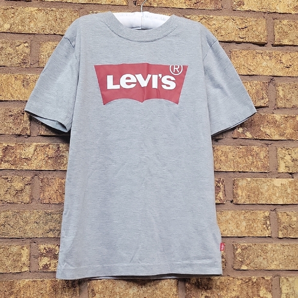 Levi's Heather Gray Tee with Red Graphic - Picture 1 of 6